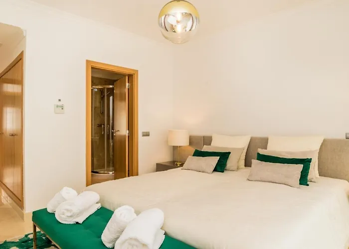 New!! 3 Bedroom - Tavira Conceição