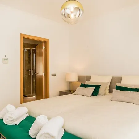 New!! 3 Bedroom - Tavira Conceição